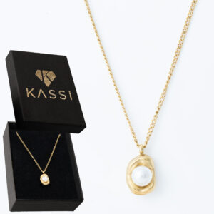 Pozłacany naszyjnik stal chirurgiczna łańcuszek perła w muszli złota